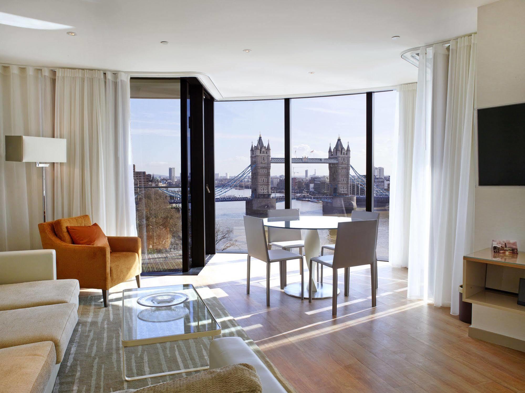 Cheval Three Quays At The Tower Of London Aparthotel Екстериор снимка